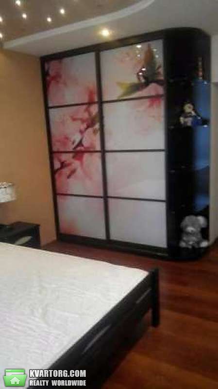 Rent out 3-room apartment. Киев,  Лебедева-Кумача — photo 2