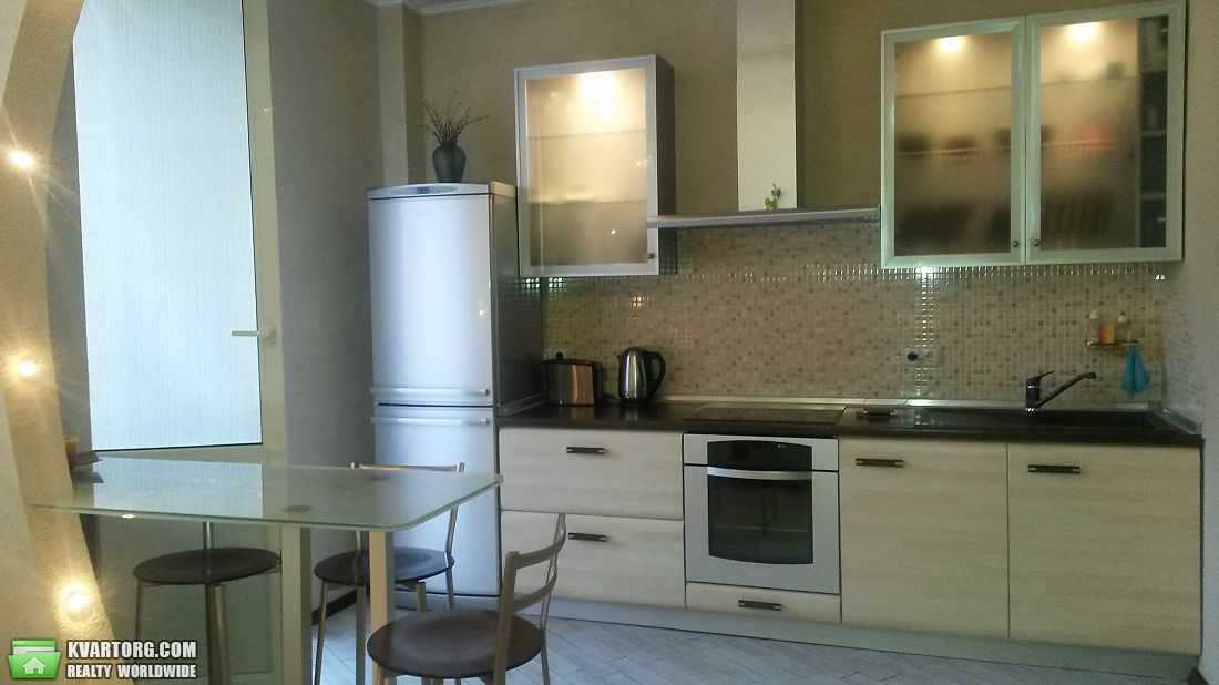Rent out 1-room apartment. Киев,  Ахматовой — photo 1