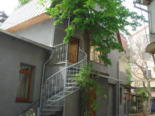 Rent out house. АР Крым, Боткинская — photo 1