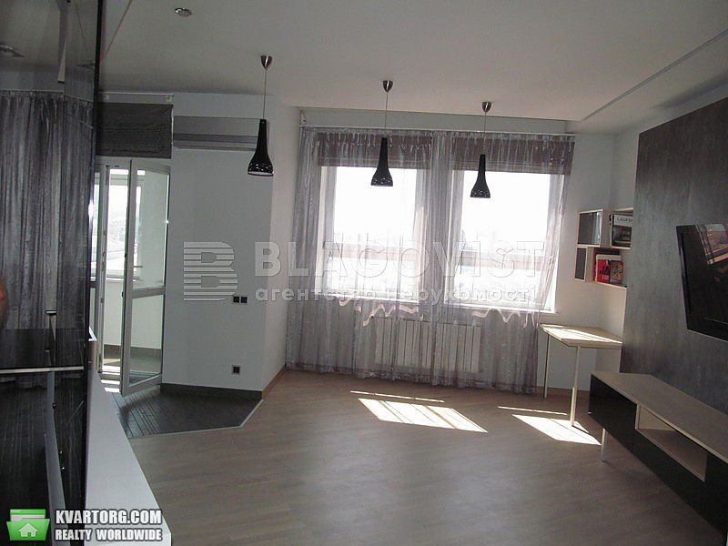 Rent out 1-room apartment. Киев,  Шота Руставели — photo 3