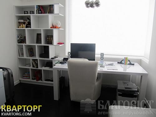 Rent out 5-room apartment. Киев,  Соломенская — photo 1