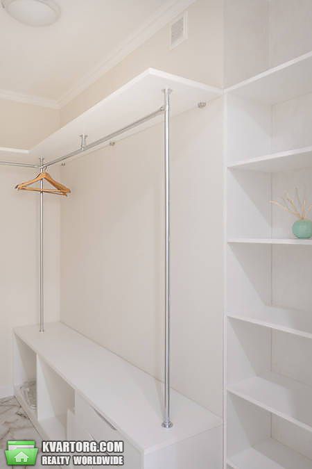 Rent out 2-room apartment. Киев,  Андрющенко — photo 5