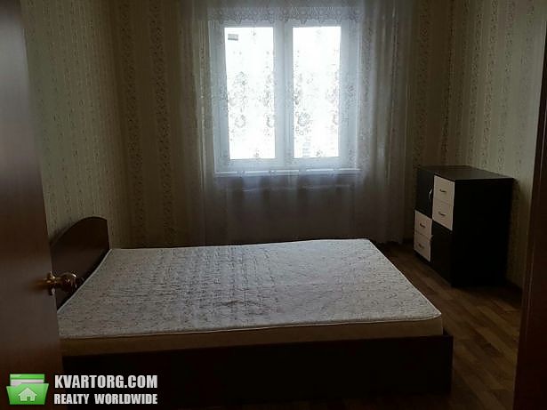 Rent out 2-room apartment. Киев,  Трутенко — photo 2