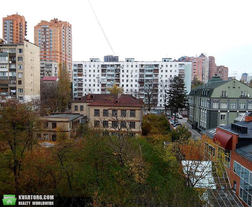 Sell 3-room apartment. Киев,  Предславинская — photo 1