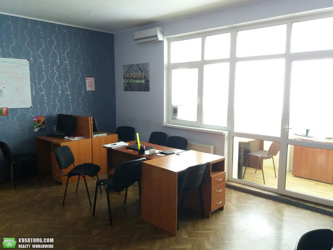 Rent out office. Киев, Ул. Коновальца — photo 3