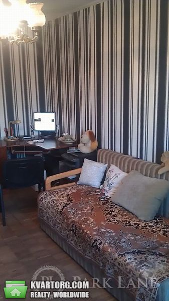 Sell 3-room apartment. Киев,  40-летия Октября просп — photo 9