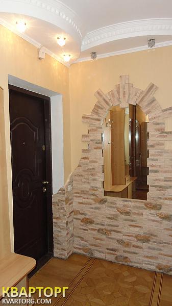 Rent out 1-room apartment. Киев,  Верховинная — photo 1