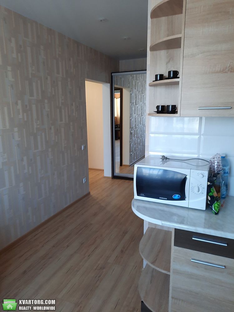 Rent out 2-room apartment. Киев,  Правды пр — photo 2