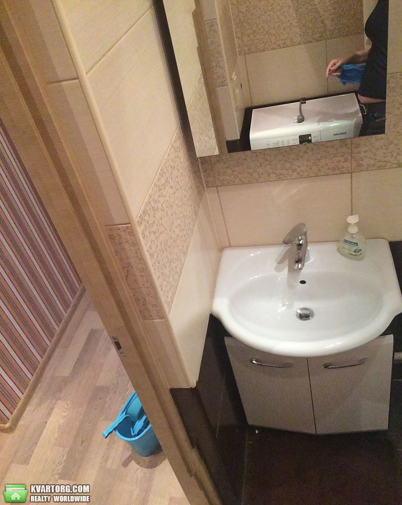 Rent out 1-room apartment. Киев, Первомайского Леонида — photo 8
