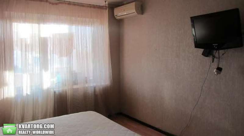Sell 2-room apartment. Киев,  Лисковская — photo 1