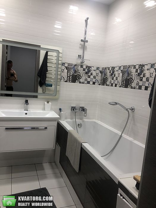 Rent out 2-room apartment. Киев,  Вышгородская — photo 7