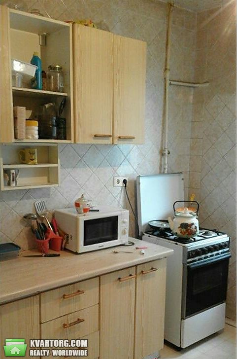 Sell 2-room apartment. Киев,  Радужная — photo 1