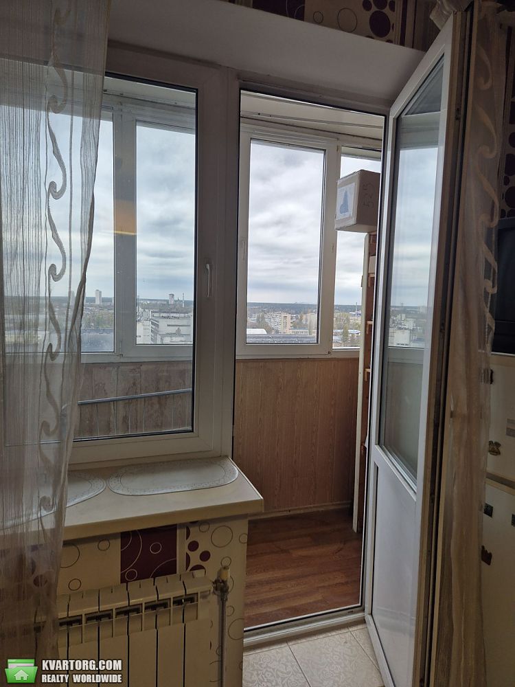Rent out 1-room apartment. Киев,  Бориспольская — photo 4