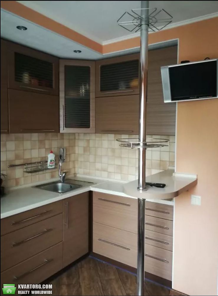 Rent out 1-room apartment. Киев,  Донца — photo 5