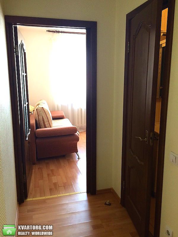 Rent out 2-room apartment. Киев,  Феодосийский пер. — photo 7