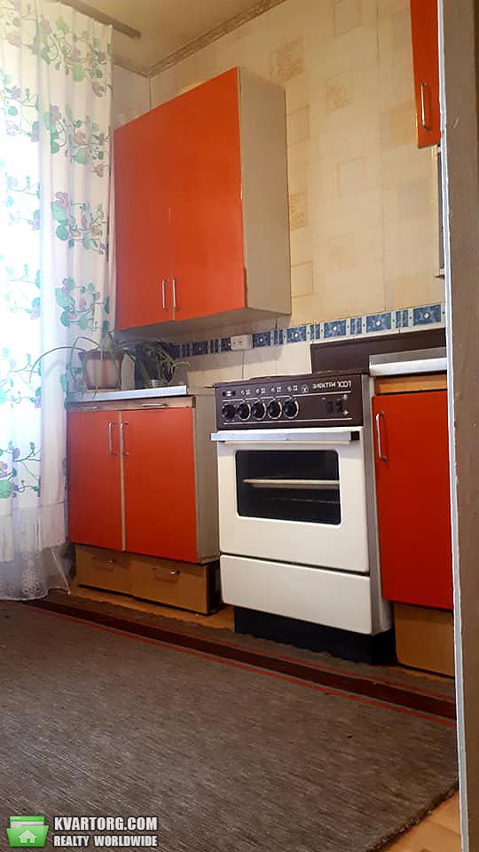 Rent out 2-room apartment. Киев, Быкова — photo 5