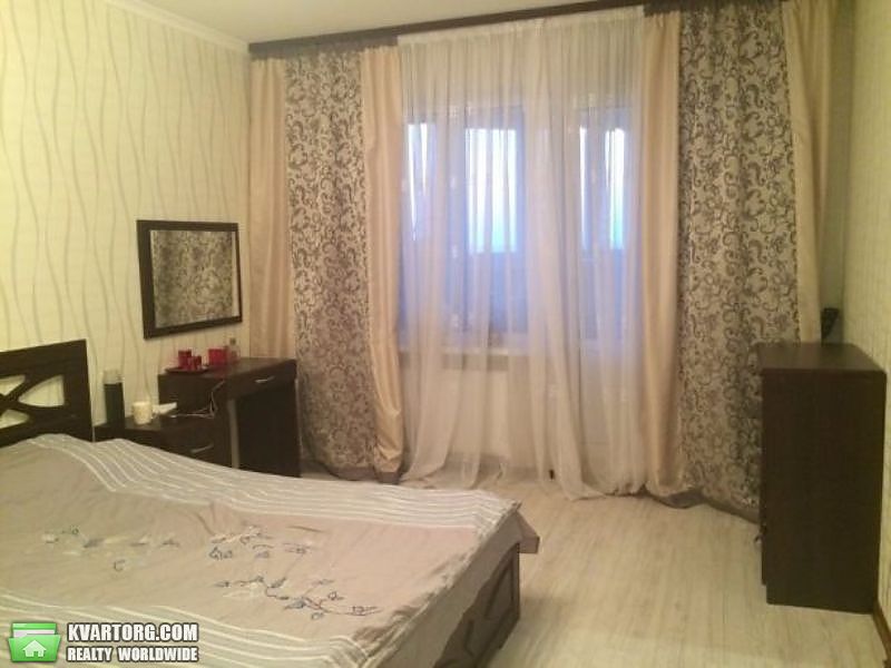 Sell 2-room apartment. Киев,  Милославская — photo 1