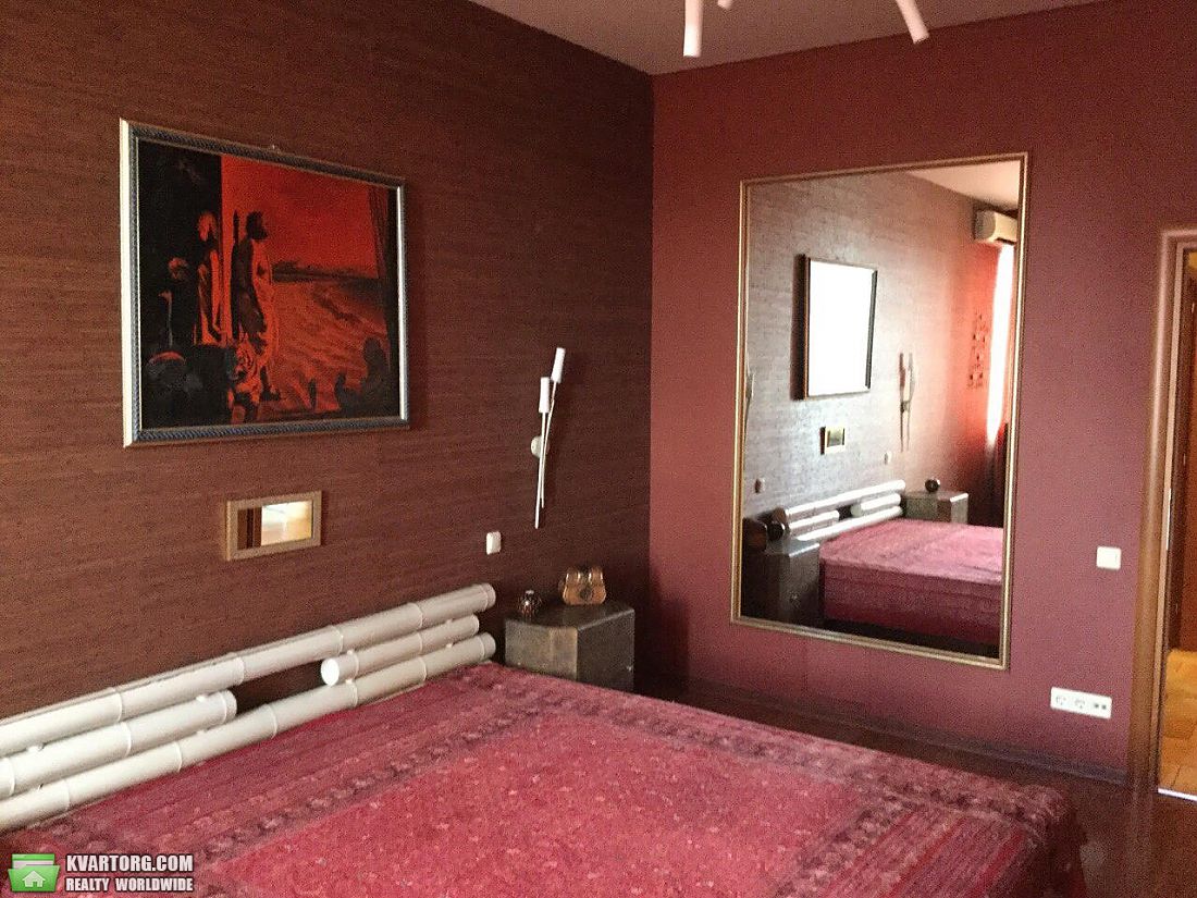 Sell 4-room apartment. Киев,  Богдана Хмельницкого — photo 3