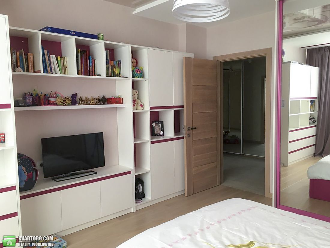 Sell 4-room apartment. Киев,  Вышгородская — photo 9