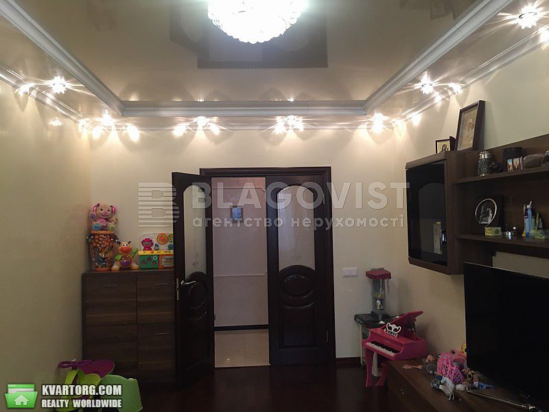 Sell 3-room apartment. Киев,  Урловская — photo 4