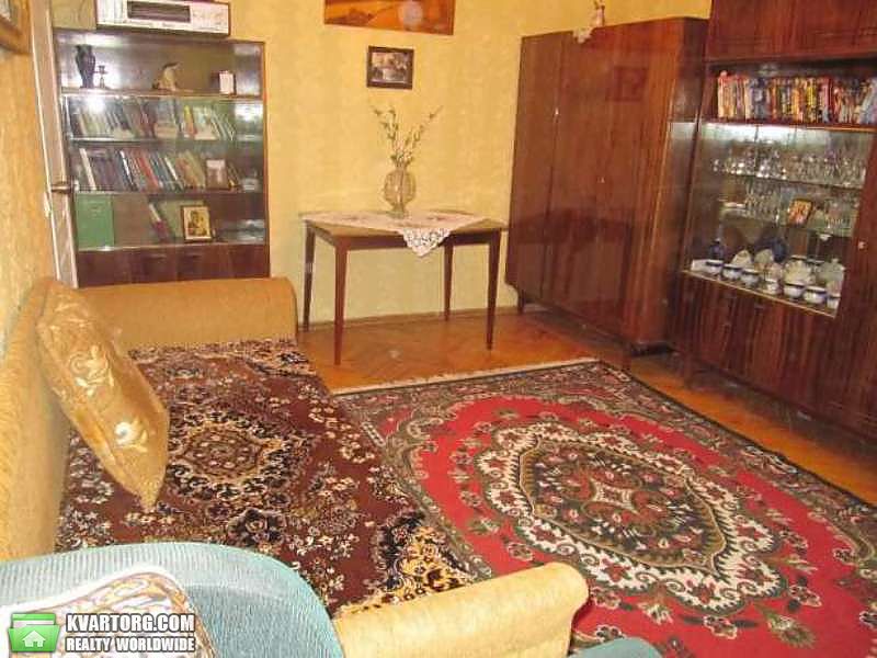 Sell 2-room apartment. Киев,  Краснова — photo 3