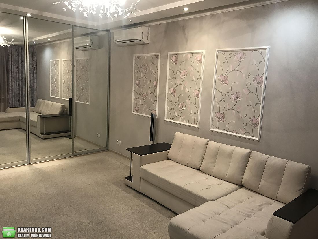 Sell 1-room apartment. Киев,  Амосова — photo 3