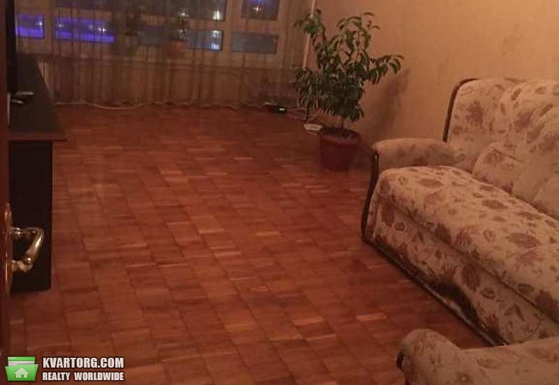 Rent out 1-room apartment. Киев,  Зодчих — photo 4