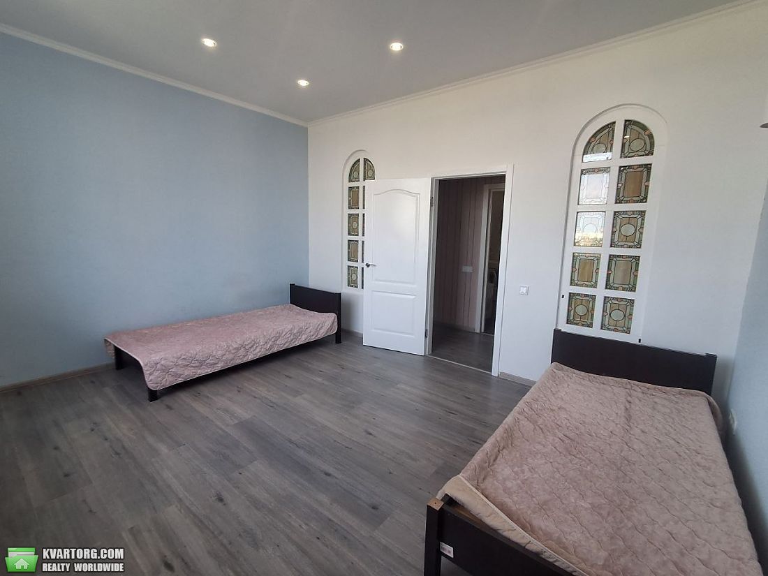 Rent out 2-room apartment. Киев, ушинского — photo 3
