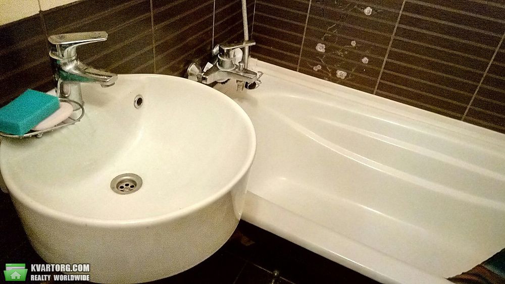 Rent out 1-room apartment. Киев, билетского — photo 3