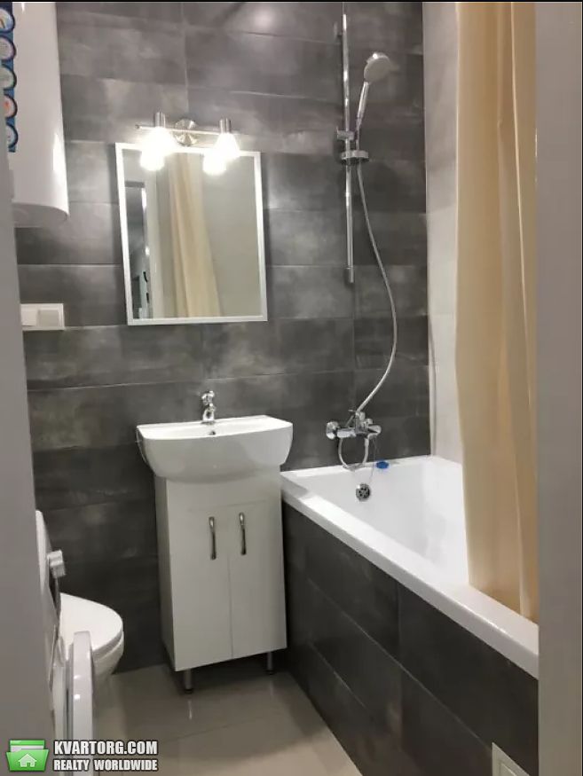 Rent out 1-room apartment. Киев, Смелянская — photo 4