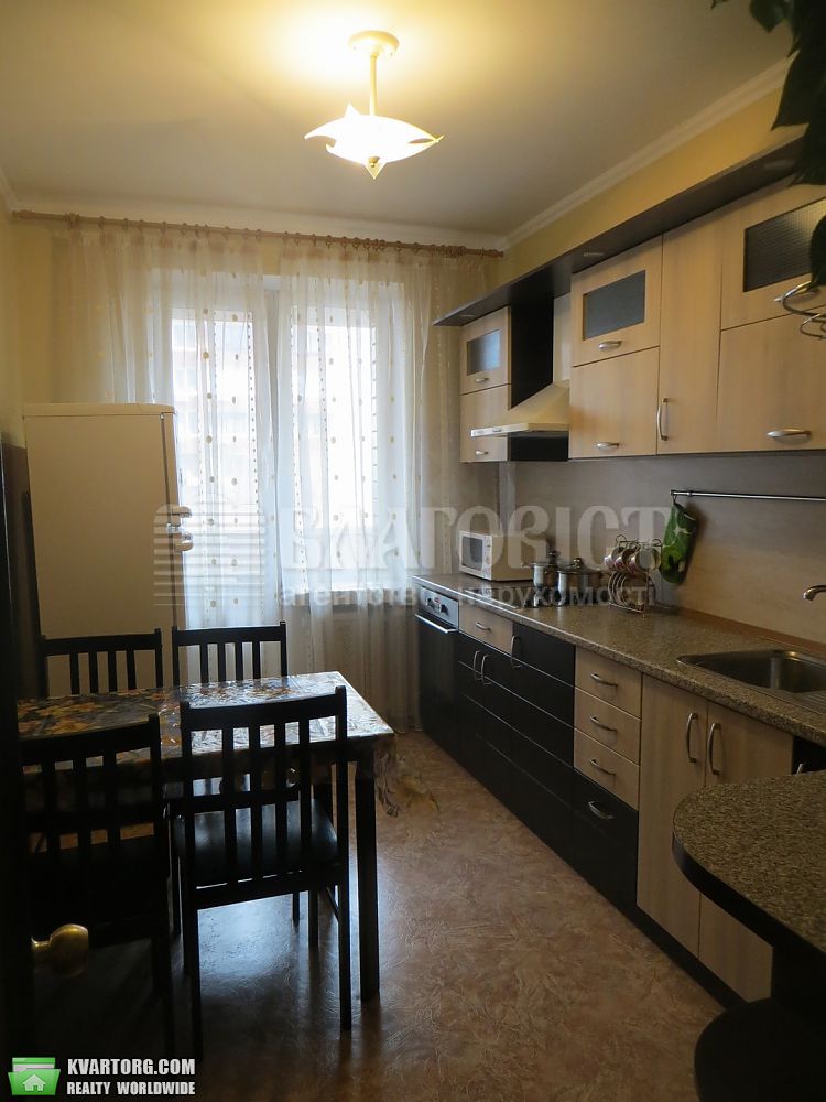 Rent out 2-room apartment. Киев,  Старонаводницкая — photo 7