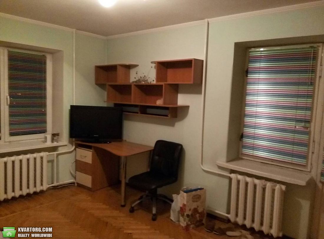 Sell 4-room apartment. Днепропетровск, Поля пр. — photo 2