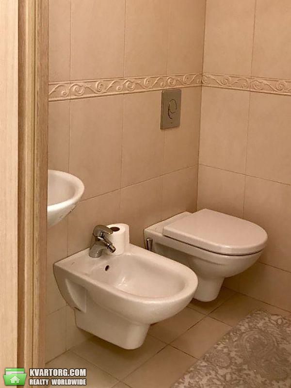 Rent out 3-room apartment. Киев, Шептицкого — photo 10
