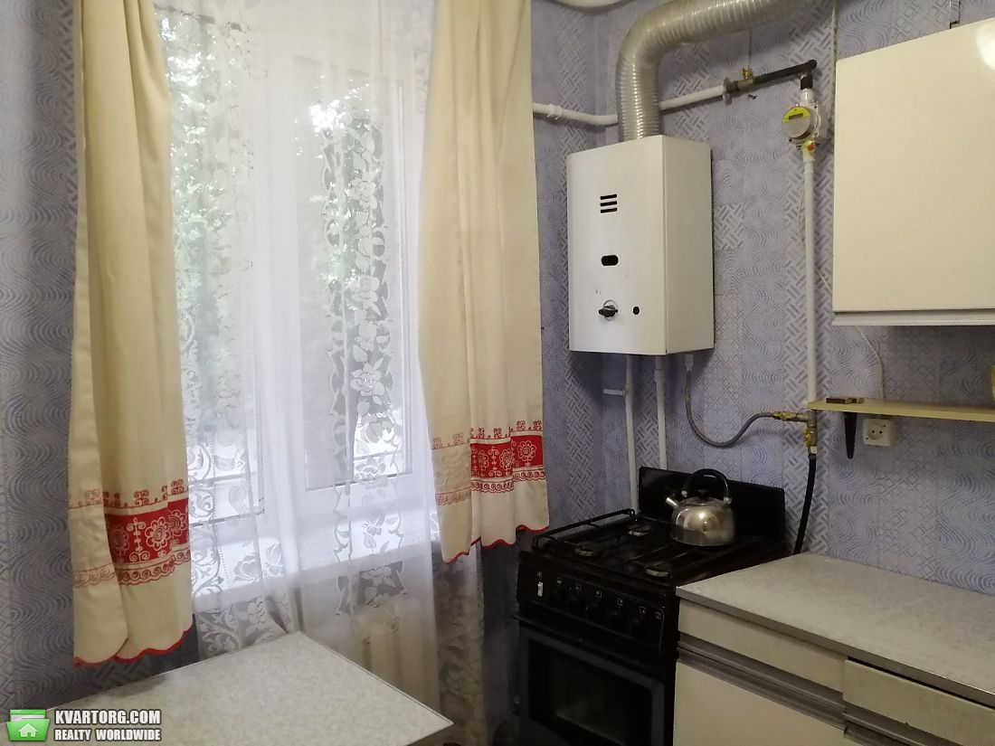 Rent out 2-room apartment. Киев,  Бакинская — photo 3
