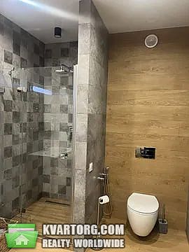 Rent out 3-room apartment. Киев, Практичная — photo 9