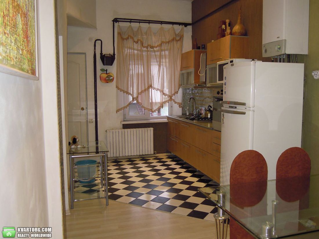 Rent out 4-room apartment. Одесса, Еврейская — photo 7