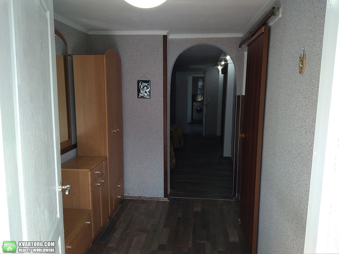 Rent out house. Киев,  Муромская — photo 1