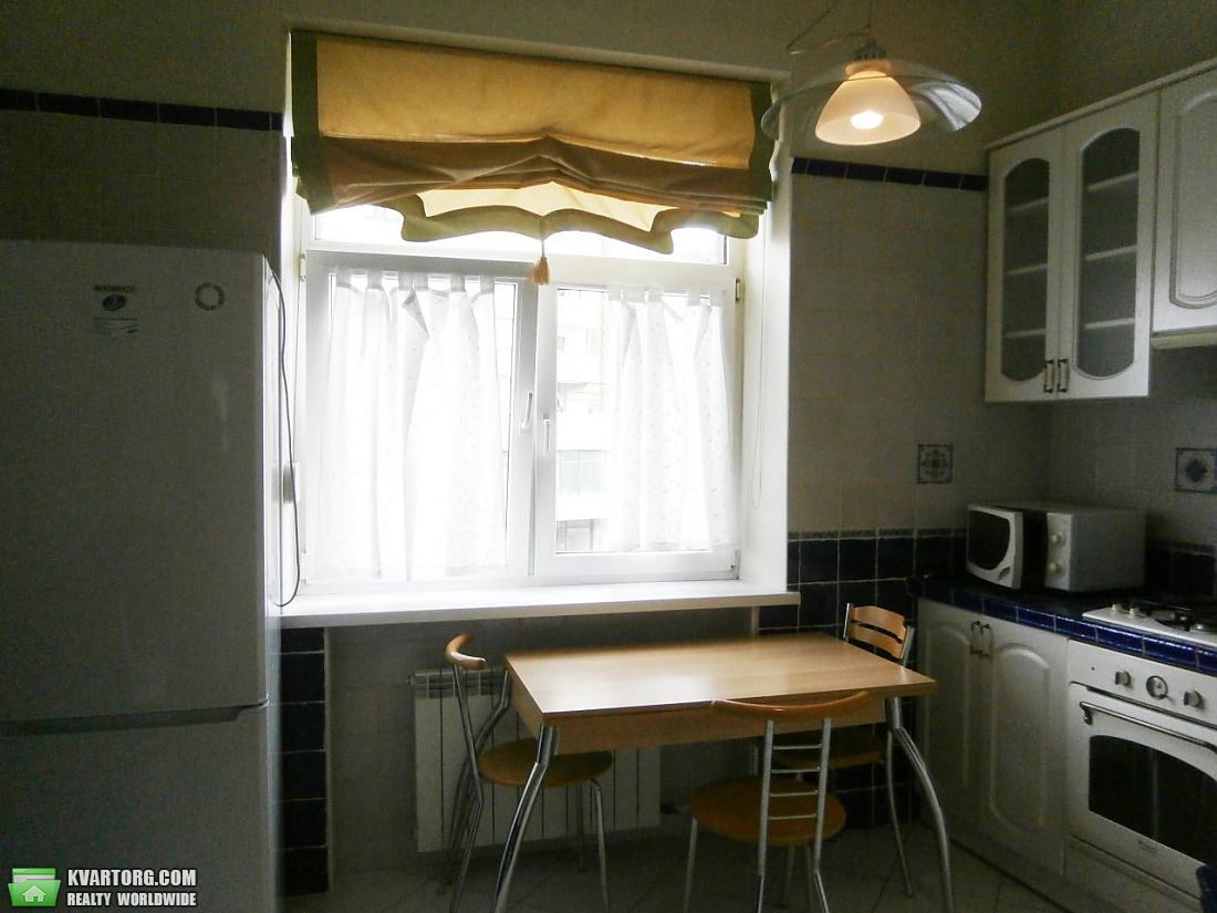 Rent out 3-room apartment. Киев,  Саксаганского — photo 7