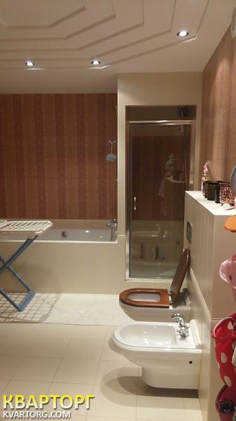 Rent out 4-room apartment. Киев,  Героев Сталинграда пр — photo 9