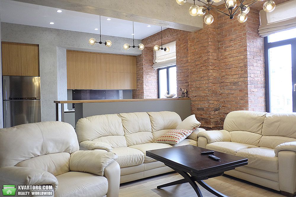 Rent out 3-room apartment. Киев,  Крещатик — photo 1