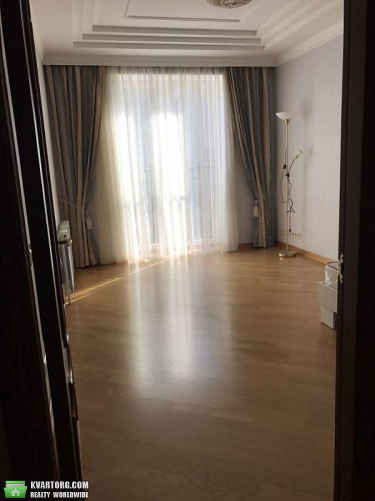 Rent out 3-room apartment. Киев,  Мирного Панаса — photo 5
