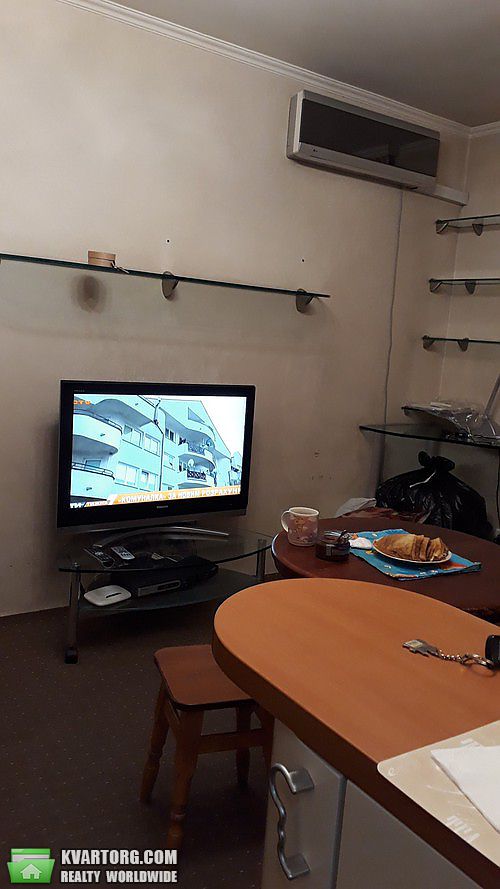 Sell 1-room apartment. Киев, Леси Украинки бульв. — photo 6