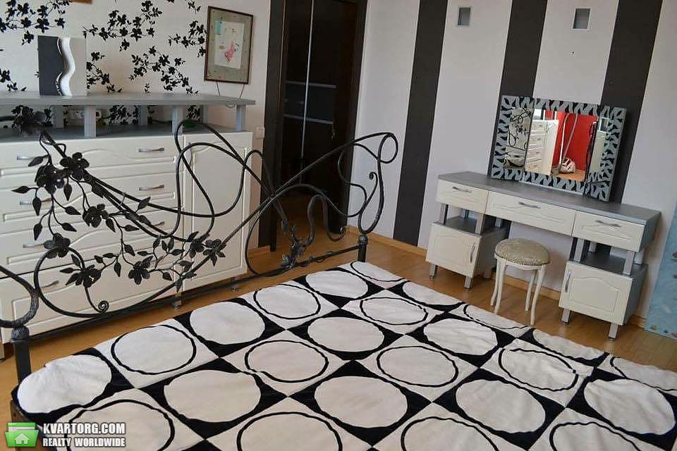 Rent out 2-room apartment. Киев,  Бажана — photo 2