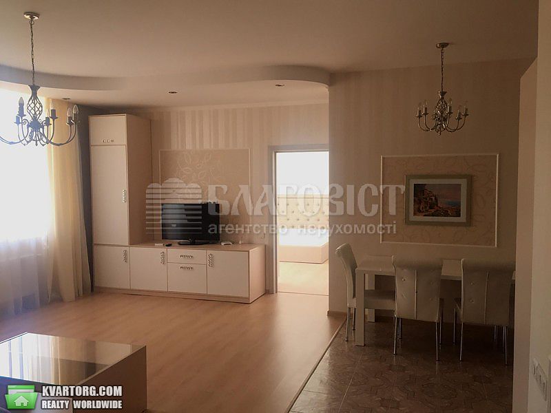 Rent out 2-room apartment. Киев,  Глубочицкая — photo 3