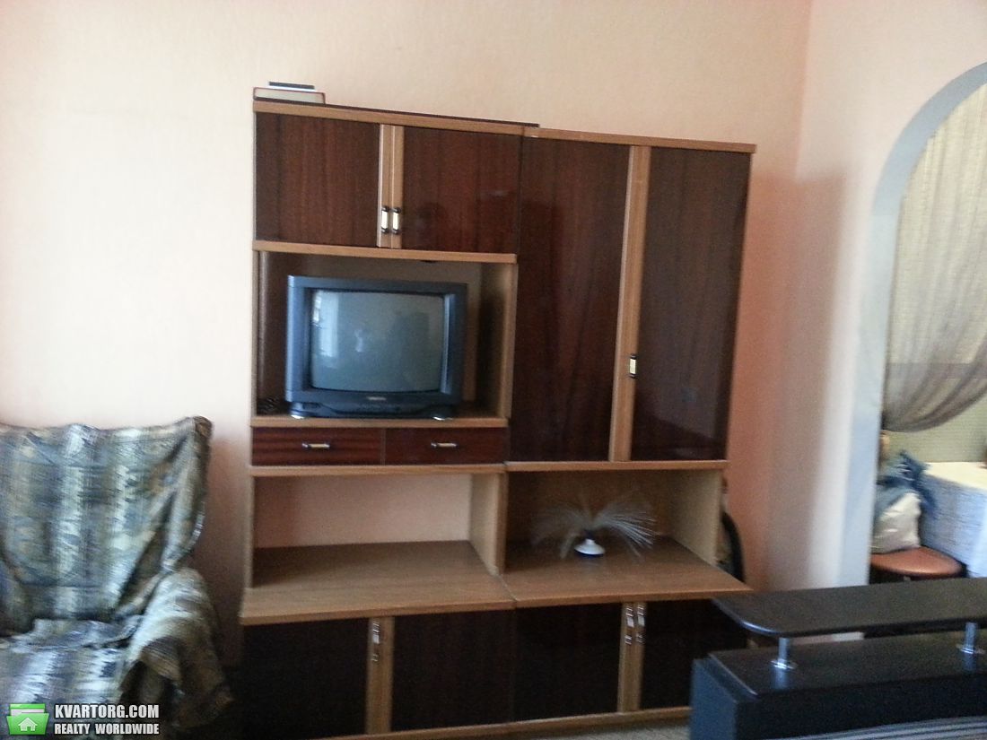 Rent out 1-room apartment. Днепропетровск, ленина — photo 3
