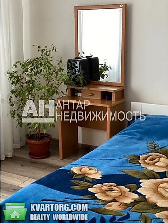 Rent out 3-room apartment. Киев,  Смолича — photo 1