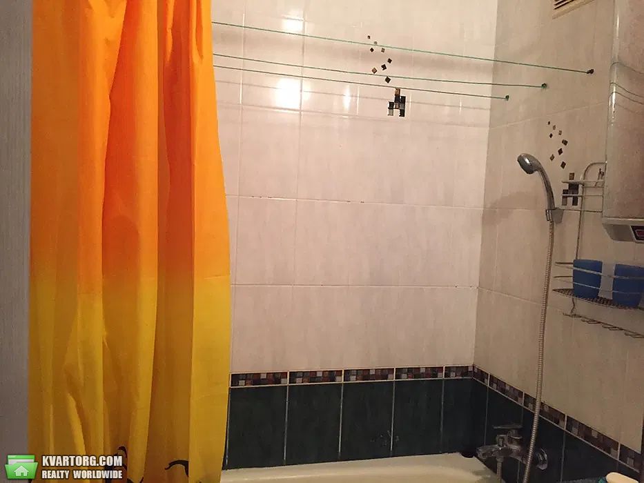 Rent out 2-room apartment. Киев, Татьяны Яблонской — photo 9