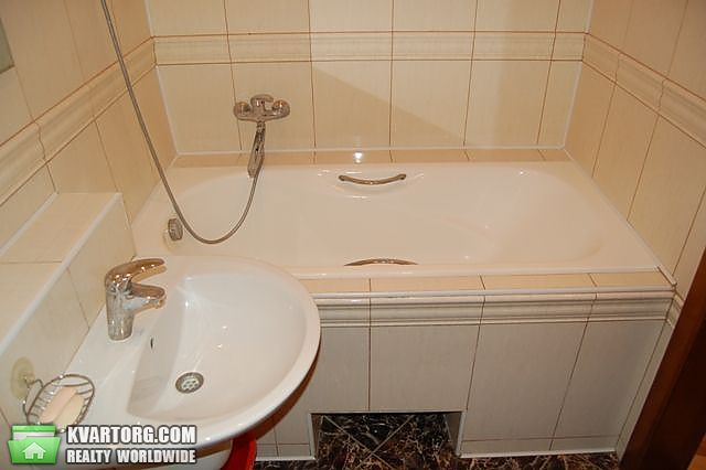 Rent out 2-room apartment. Киев,  Лабораторная — photo 5