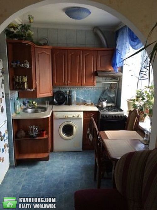 Sell 3-room apartment. Киев,  Дегтяревская — photo 1