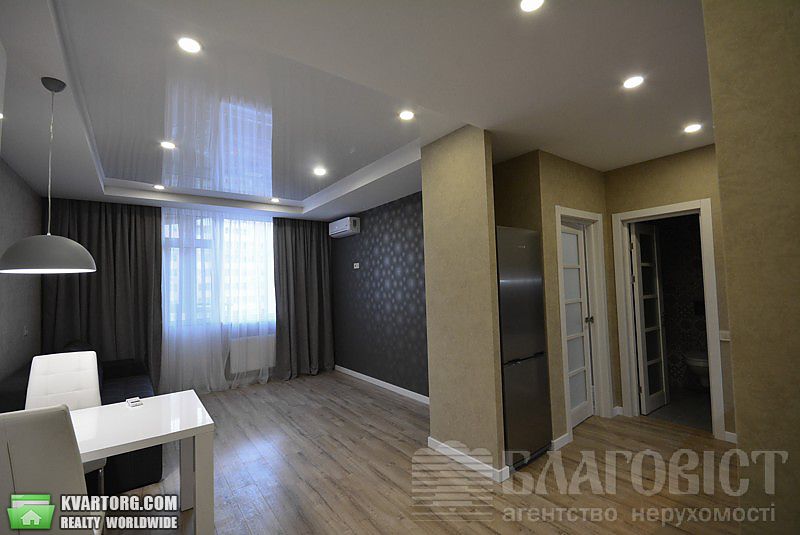 Sell 2-room apartment. Киев,  Ломоносова — photo 1